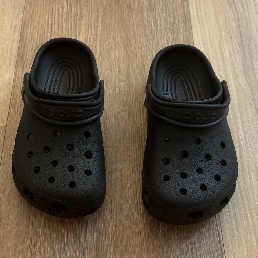 Crocs Classic Clog - Kids Size 1